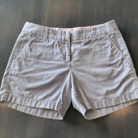 J. Crew Light Gray 100% Cotton Weathered Broken In Chino Shorts Size 4 - Picture 4 of 8